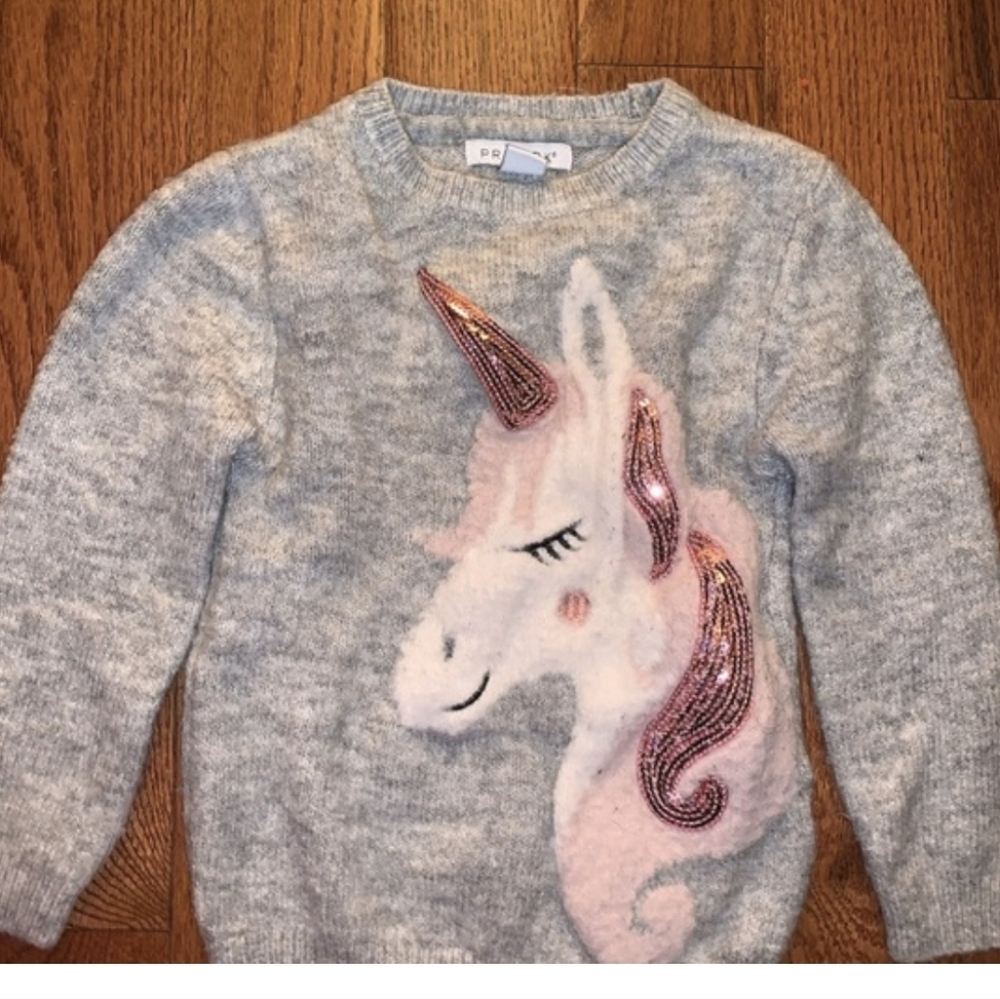⭐️⭐️5/$15 Primark Gray and Pink Unicorn Sweater